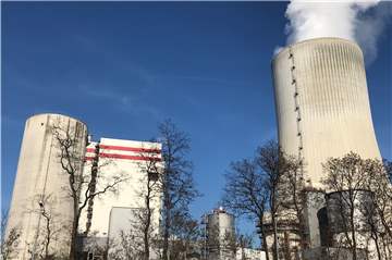 Das Trianel-Kraftwerk im Lüner Stummhafen. Im Jahr 2018 hat es 4,39 Milliarden Kilowattstunden Strom produziert. Dafür wurden 1,4 Millionen Tonnen Kohle verfeuert.