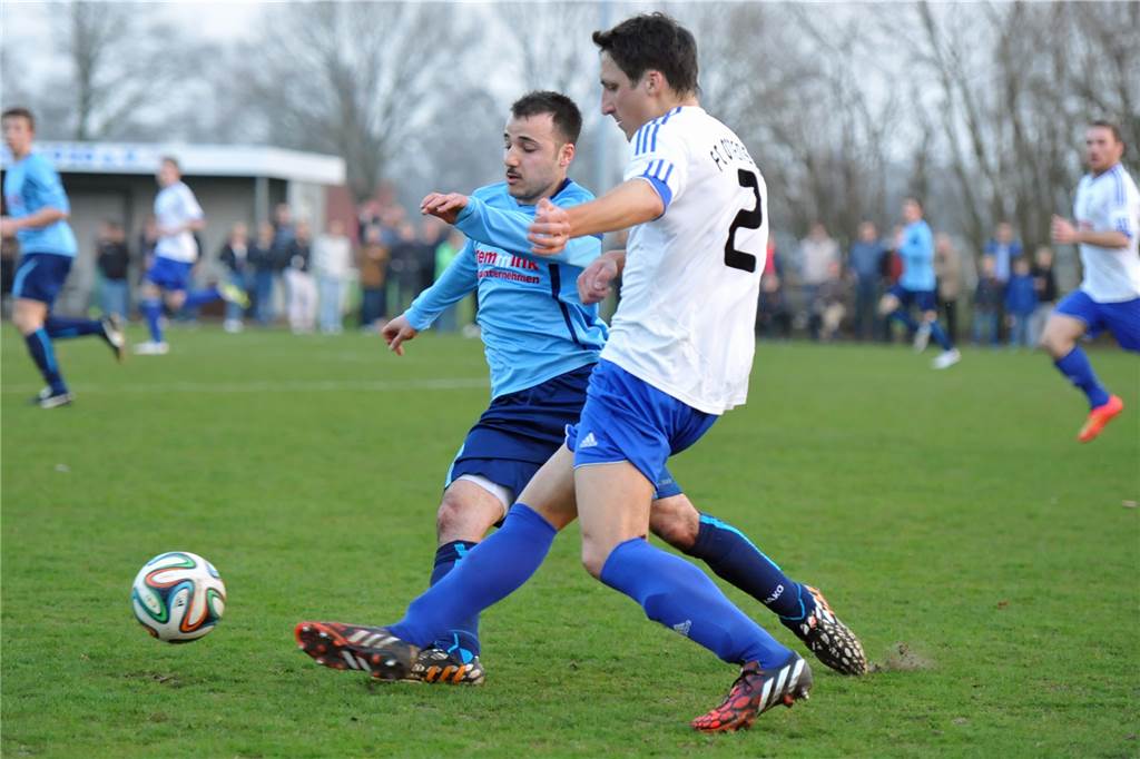 Dayan-Brüder haben neuen Verein gefunden: Ab sofort in der Kreisliga A Das Trikot der Sportfreunde Ammeloe trug Esad Dayan bereits in früheren Jahren, hier beim Spiel in Ottenstein in der Saison 2014/15.