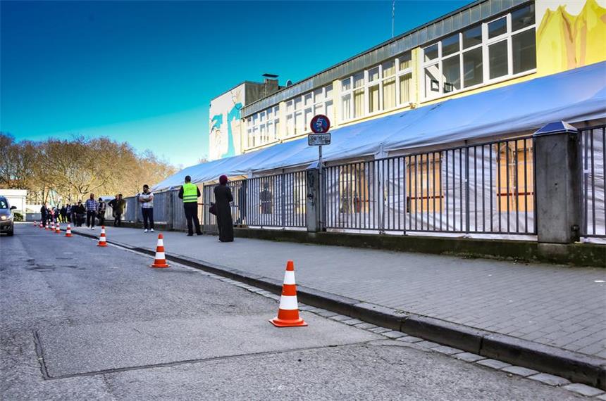 30.000 Türken haben Nordstadt-Wahllokal schon genutzt Das türkische Wahllokal an der Westerhoffstraße in der Nordstadt.