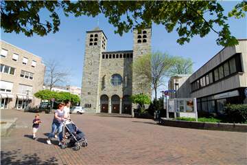 Das Umfeld von Rathaus und Katharinenkirche zählt eigentlich zu den ruhigeren und friedlichen Teilen der Innenstadt. Am Mittwoch vergangener Woche gab es dort einen Fall erschütternder Brutalität.