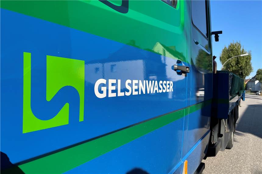 Gelsenwasser entschuldigt sich für Trübung des Wassers und klärt auf Das Unternehmen Gelsenwasser spielte am Freitagmorgen Wasserleitungen in Castrop-Rauxel. Das Trinkwasser war in manchen Haushalten bräunlich getrübt.