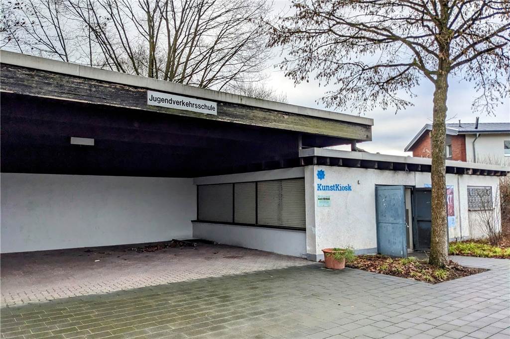 Vereinspläne: Bürgerpark in Dorsten soll zum „Naturtreff“ werden Altes Gebäude.