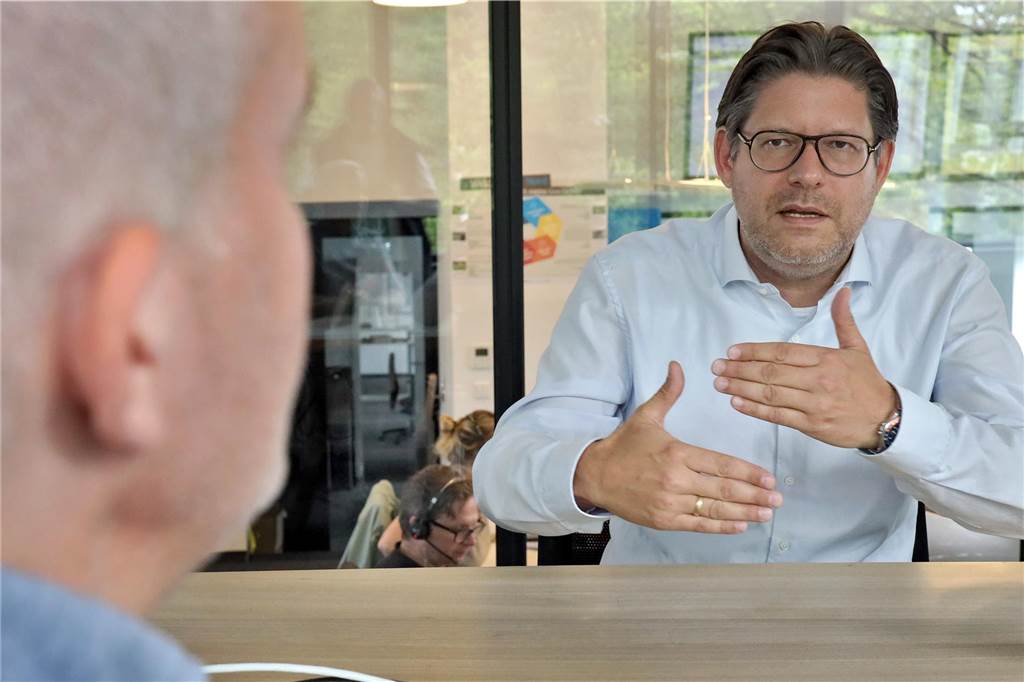 CDU-Chef Pufke nimmt Löhr in Schutz und lüftet ein süßes Geheimnis Das VKU-Nahverkehrskonzept liege ihm besonders am Herzen, so Marco Morten Pufke. Allerdings habe er „große Zweifel, ob wirklich ein großer Wurf gelingen wird.“