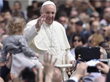 Das von Franziskus verfasste Dokument «Amoris Laetitia - über die Liebe in der Familie» wird von Katholiken in aller Welt mit Spannung erwartet. Foto: Giorgio Onorati