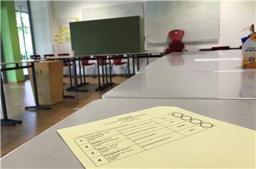 Das Wahllokal des Bezirkes 2 im Gymnasium Georgianum.