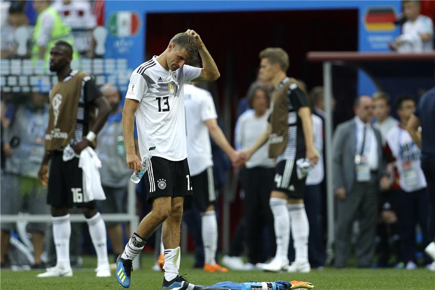 Das war nichts: Thomas Müller und die deutsche Nationalmannschaft haben zum WM-Auftakt eine Niederlage gegen Mexiko kassiert.
