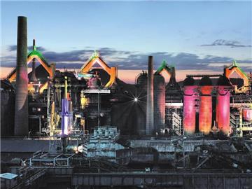 Das Weltkulturerbe Völklinger Hütte widmet sich bei der Urban Art Biennale der Graffiti-Kunst. Foto: Weltkulturerbe Völklinger Hütte/ Gerhard Kassner