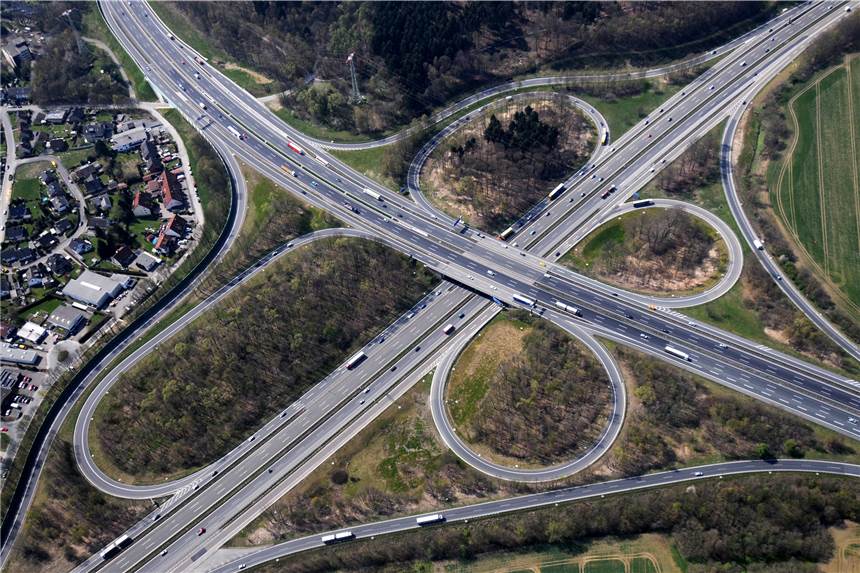 Westhofener Kreuz: Zwei Zufahrten werden am Wochenende gesperrt Das Westhofener Kreuz wird ausgebaut. Doch zunächst werden die kleinen Wälder innerhalb der Zufahrten gerodet. Am Wochenende werden die ersten Bäume gefällt.