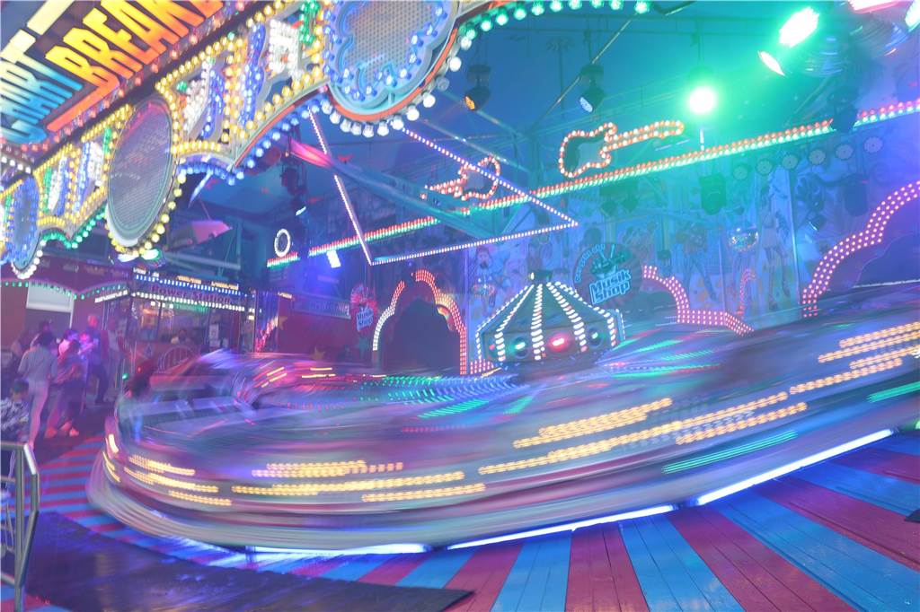 das Wetter hätte schöner sein können für die Besucher auf der Ascheberger Jacobi-Kirmes am Samstag. Doch die Leute ließen sich die Stimmung nicht verhageln und sie genossen sichtlich, den Kirmes-Aufenthalt.
