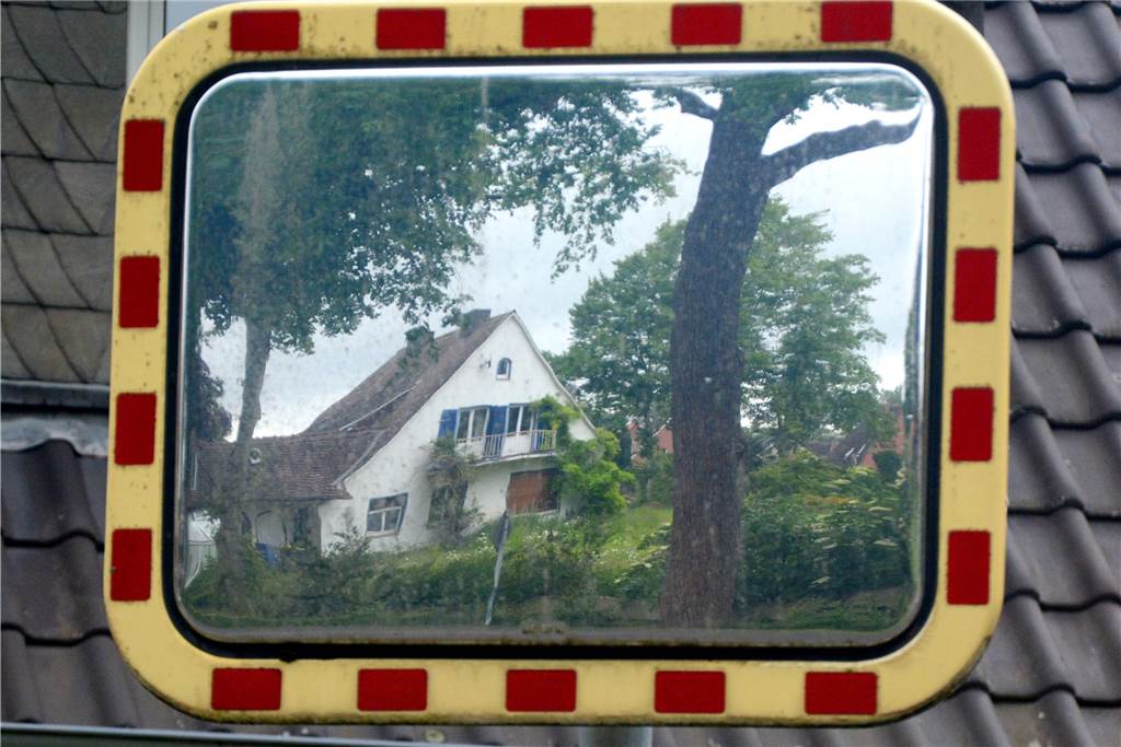 Generationenhof Schorlemerstraße: Rat verärgert über neue Pläne Das Wohnhaus auf dem Grundstück an der Schorlemerstraße bleibt, es soll den Bewohnern der 22 Wohnungen als Gemeinschaftshaus dienen.