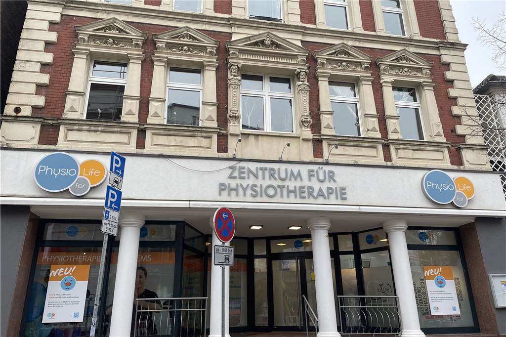 Senioren-Wohnanlage Limbecker Straße: „Fit for Life“ zieht unten ein Das Zentrum für Physiotherapie an der Limbecker Straße wird vergrößert. Neue Behandlungsräume gibt es ab Spätsommer in der neuen Seniorenwohnanlage gegenüber.