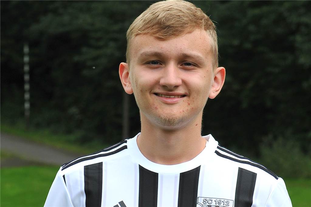 SSV Mühlhausen holt Spieler von Landesliga-Schlusslicht: Defensivspieler kommt aus Wickede David Onisimov trug das Trikot des SC Hennen. Zuletzt spielte er für Westfalia Wickede.