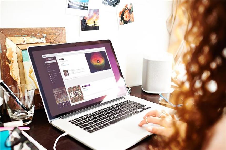 Neu auf dem Markt: Frische Smartphones und HD-Audio Deezer-Nutzern steht nun eine Desktop-Anwendung zur Verfügung. Foto: Deezer/dpa