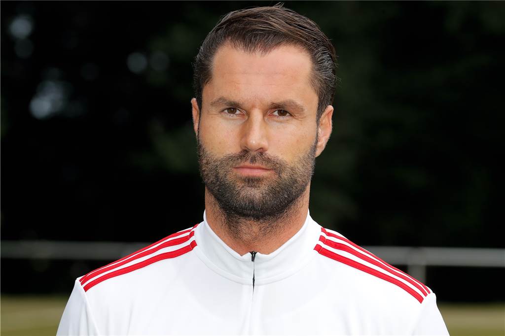 Bövinghausen verliert einen Stürmer und gewinnt einen Sportdirektor Dejan Petrovic zieht es sportlich in die A-Liga.