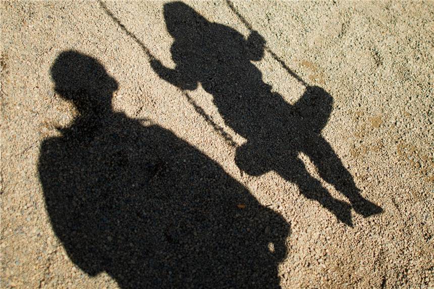 Verwandter soll 8- und 9-jährige Kinder sexuell missbraucht haben Dem Mann wird sexueller Missbrauch und das Herstellen kinderpornografischer Schriften vorgeworfen.
