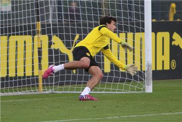 Den Ball genau im Blick: Mats Hummels.
