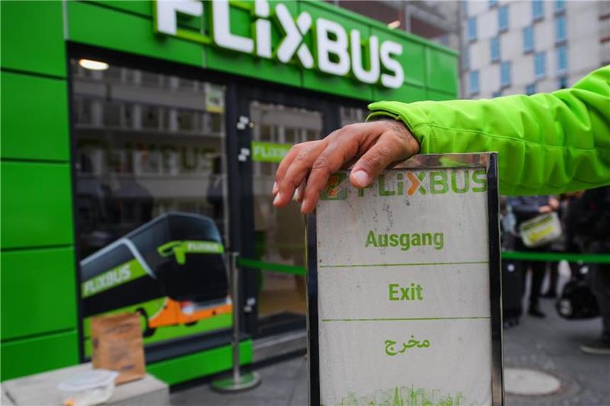 Jagd auf den Greyhound: Flixbus greift auf dem US-Markt an Den deutschen und europäischen Markt hat Flixbus im Schnelldurchgang aufgerollt, nun soll die Expansion nach Amerika das Start-up zum Global Player machen. Foto: Andreas Arnold