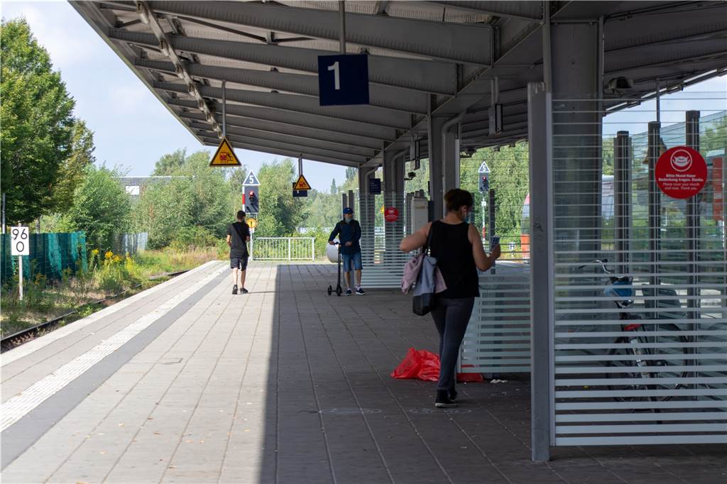 Drogen-Rucksack: Chip wird Heeker Dealer (27) zum Verhängnis Den Drogen-Rucksack stellte der Heeker Dealer im Spätsommer 2019 in einem „Wartehäuschen“ auf dem Bahnsteig ab.