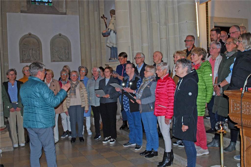 Der Gospelchor beim Auftritt