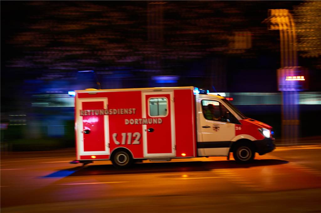 Diskussion um Lärmblitzer: So laut sind die Wall-Raser wirklich Den Lautstärke-Rekord knackte kein Raser, sondern ein Krankenwagen.