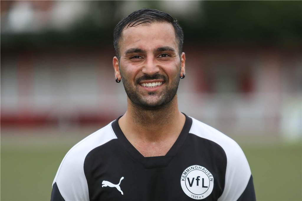 Brisantes Dortmunder Kreisliga-Derby: Ehemaliger Bezirksliga-Trainer spielt mit Deniz Bozkurt, hier 2019 beim VfL Kemminghausen, spielt für den TuS Neuasseln.