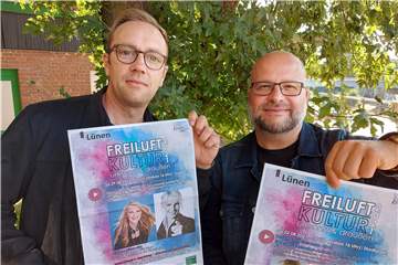Dennis Degenhardt (l.) und David Zolda haben nicht nur die Reihe Freiluft Kultur geplant, sondern kümmern sich beim Kulturbüro auch um Großveranstaltungen wie Weihnachtsmarkt oder Lünsche Mess und Kirmes.