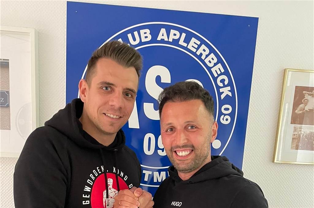 ASC 09 Dortmund verpflichtet TuS 05 Sinsens Westfalenliga-Trainer für das Oberliga-Team Dennis Hübner (l.) ist zurück beim ASC 09 Dortmund. Darüber freut sich der Sportliche Leiter Emre Konya.