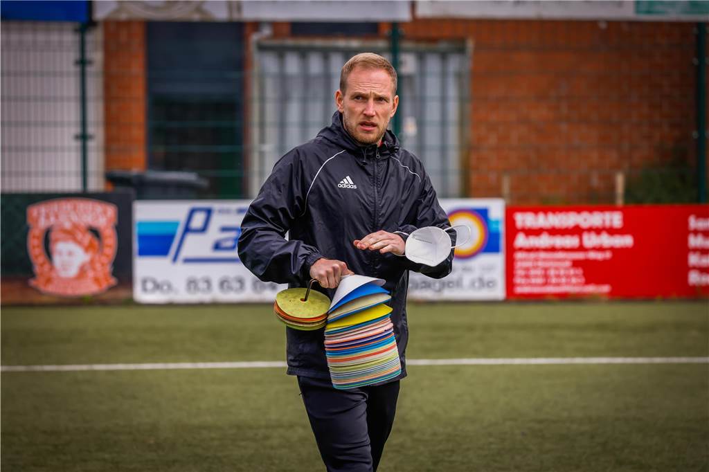 Bekannter Fußballer und Trainer des Westens geht in die C-Liga: Verbundenheit und Visionen sind die Gründe Dennis Rensmann ist neuer Trainer der SG Lütgendortmund.