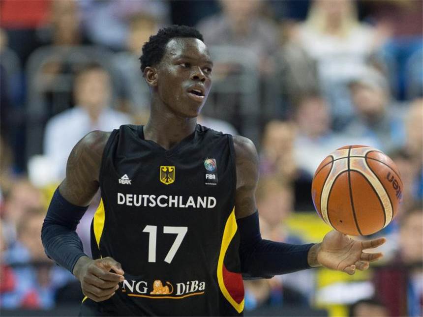 ALBA: Bayern als Pokalfavorit - Stargast Schröder Dennis Schröder kommt nach Berlin zum Top Four um den deutschen Basketball-Pokal. Foto: Lukas Schulze