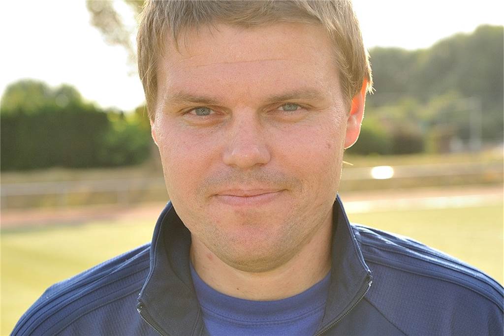 Trainer Dennis Schulz verfolgt mit dem TuS Sythen ein klares Ziel Dennis Schulz rückt beim TuS Sythen in die erste Reihe.