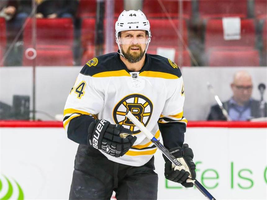 Ehrhoffs & Seidenbergs Chance beim World Cup Dennis Seidenberg spielte zuletzt bei den Boston Bruins. Foto: Andy Martin Jr./ ZUMA Wire