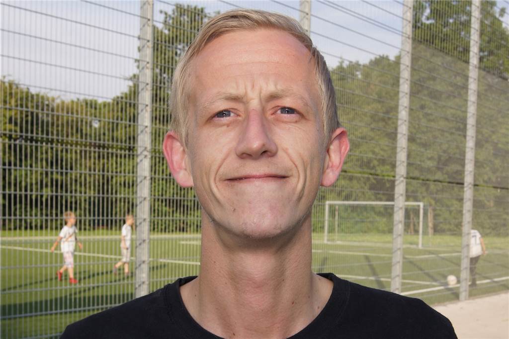„Differenzen waren zu groß“ - SV Preußen meldet sich zum Koch-Rauswurf zu Wort Dennis Siegerink bestätigt Spannungen mit Christian Koch.
