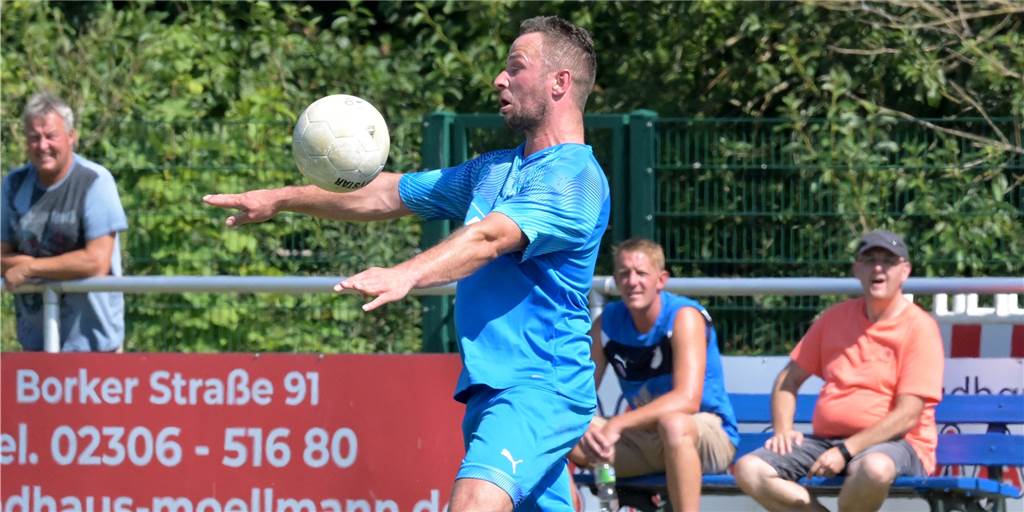 Trainer beweist glückliches Händchen: BW Alstedde meldet sich furios zurück Dennis Wagner war einer der Spieler, die bei BW Alstedde nach der Einwechslung für ordentlich Betrieb sorgten.