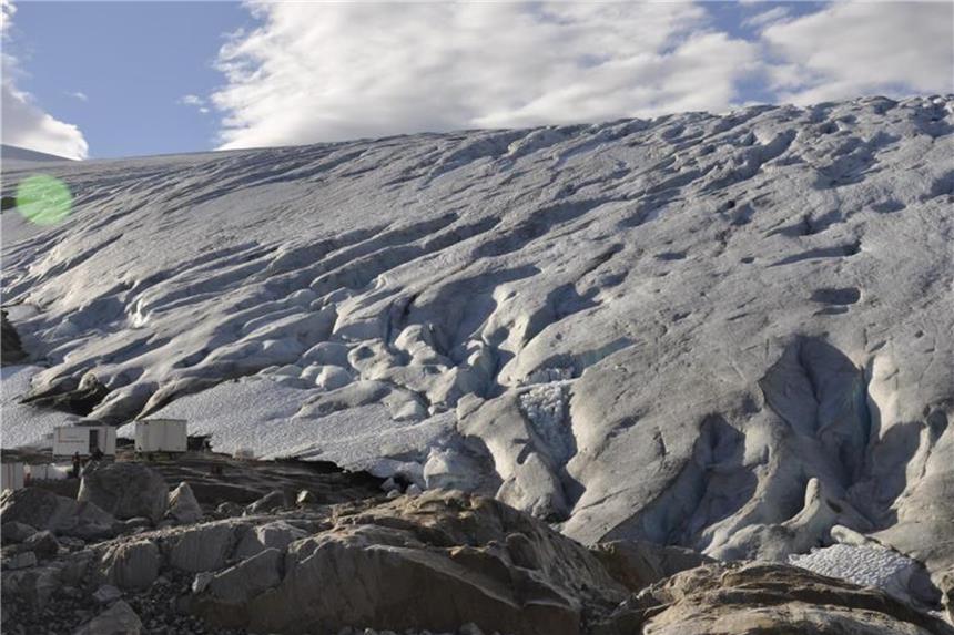 Der 1000 Jahre alte Gletscher Svartisen. Foto: Svaice