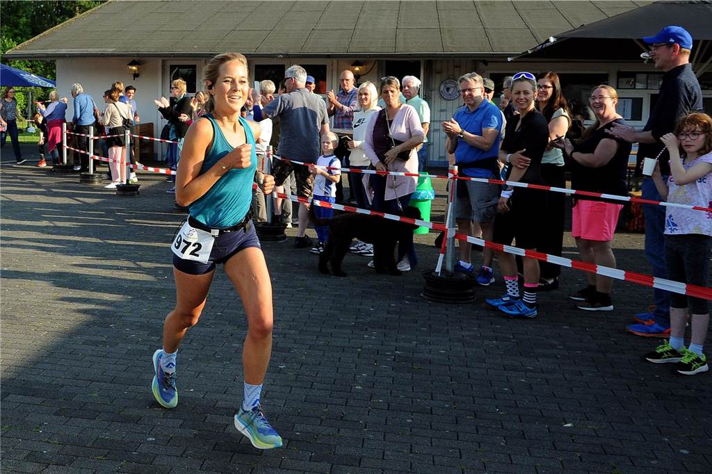 Der 16. Schwerter Ruhrstadtlauf in Westhofen.