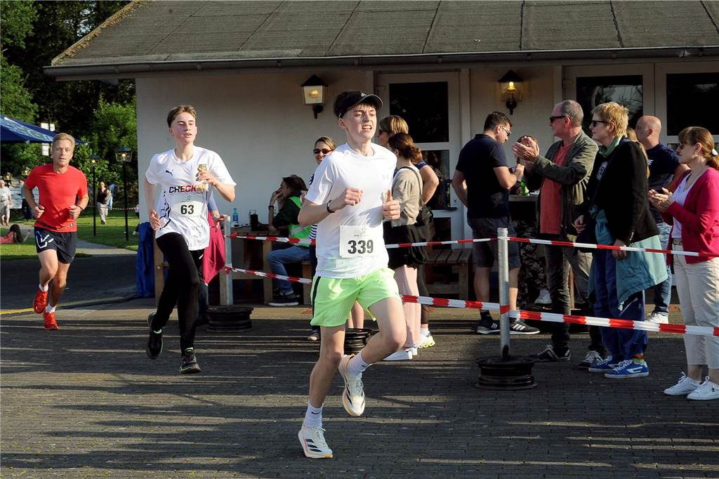 Der 16. Schwerter Ruhrstadtlauf in Westhofen.