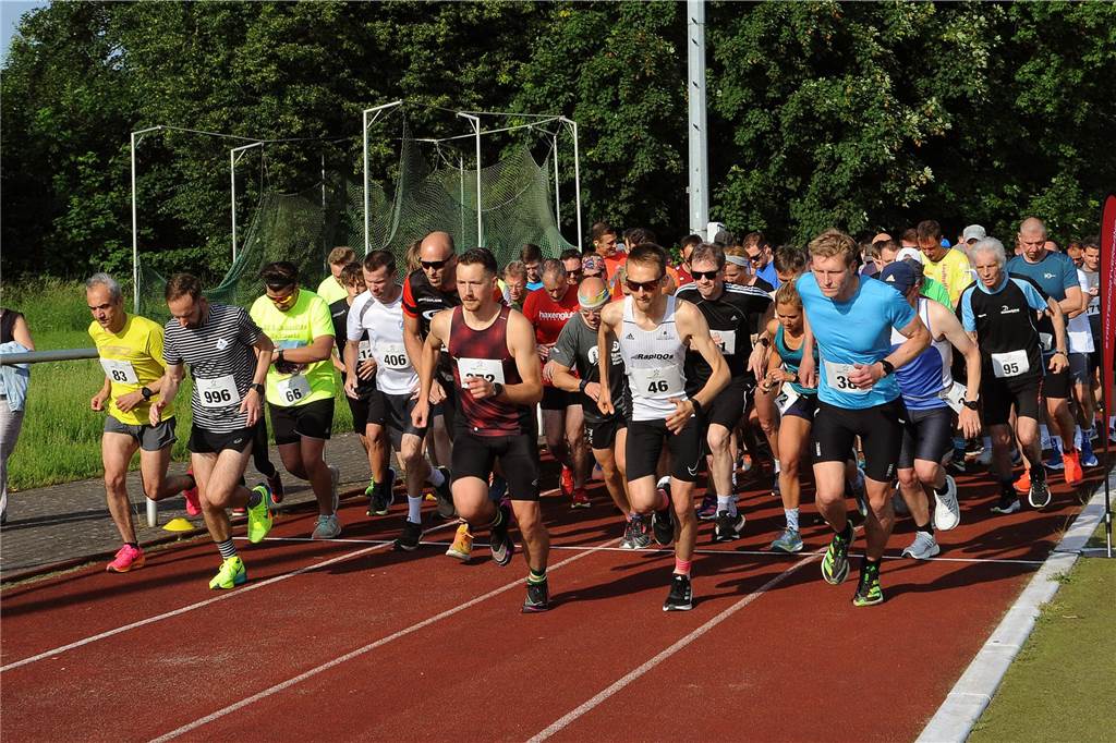 Der 16. Schwerter Ruhrstadtlauf in Westhofen.