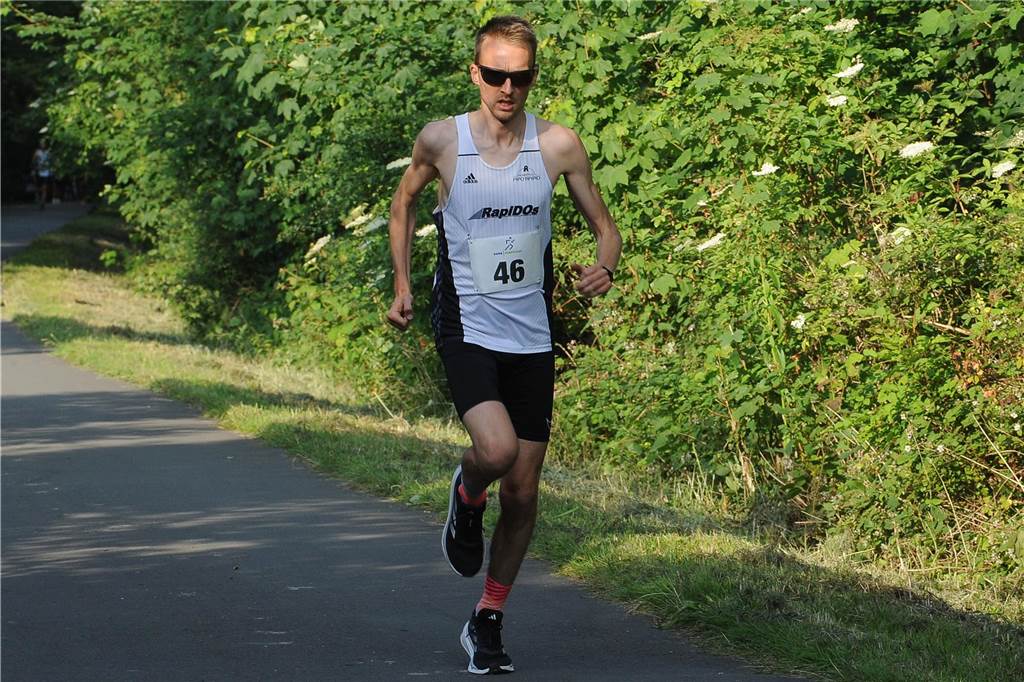 Der 16. Schwerter Ruhrstadtlauf in Westhofen.
