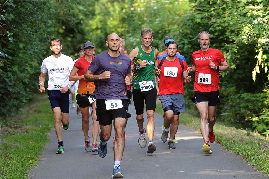 Der 16. Schwerter Ruhrstadtlauf in Westhofen.