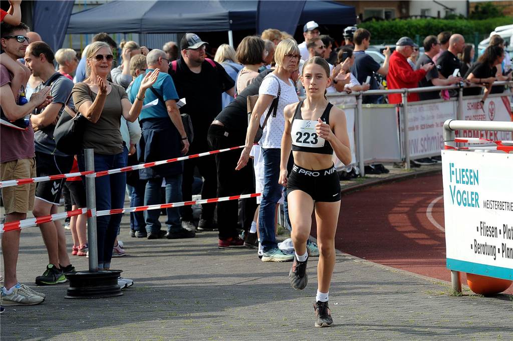 Der 16. Schwerter Ruhrstadtlauf in Westhofen.