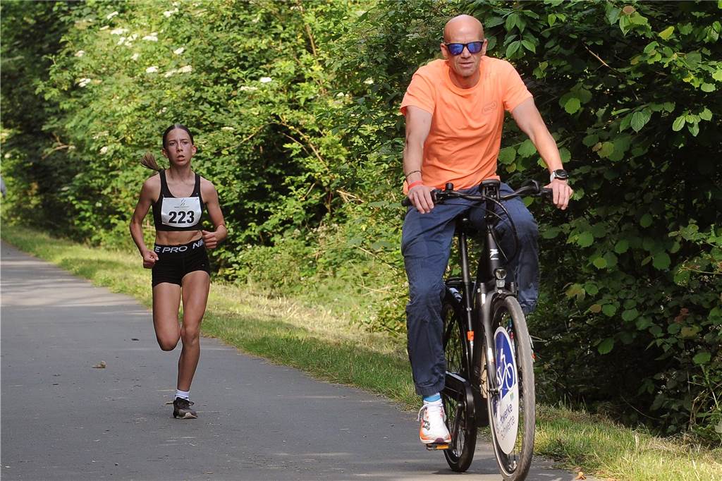 Der 16. Schwerter Ruhrstadtlauf in Westhofen.
