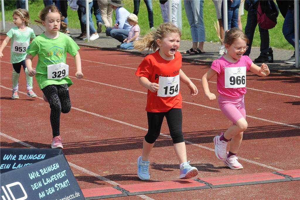 Der 16. Schwerter Ruhrstadtlauf in Westhofen.