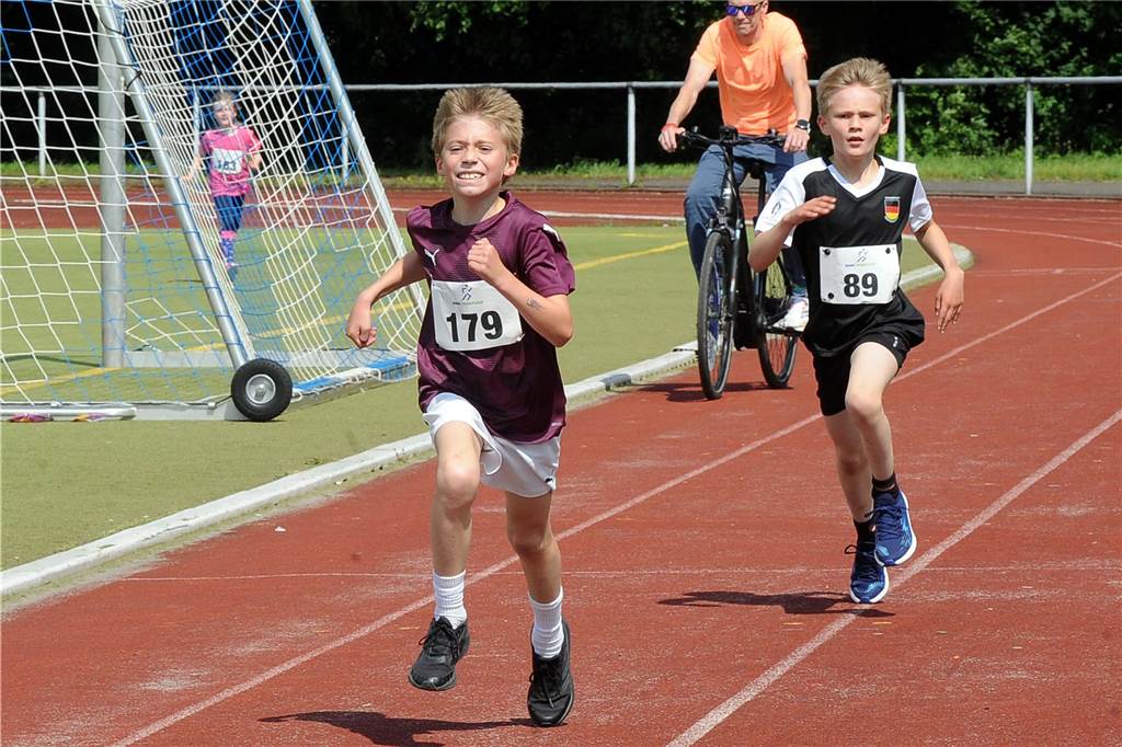 Der 16. Schwerter Ruhrstadtlauf in Westhofen.