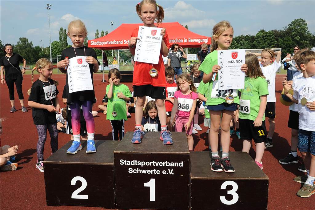 Der 16. Schwerter Ruhrstadtlauf in Westhofen.