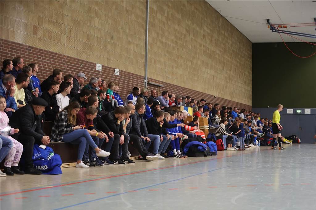 Der 35. Davertpokal hatte einiges zu bieten. Am Ende war der VfL Senden der verdiente Sieger, aber auch viele andere Mannschaften überzeugten. Wir waren mit der Kamera dabei.