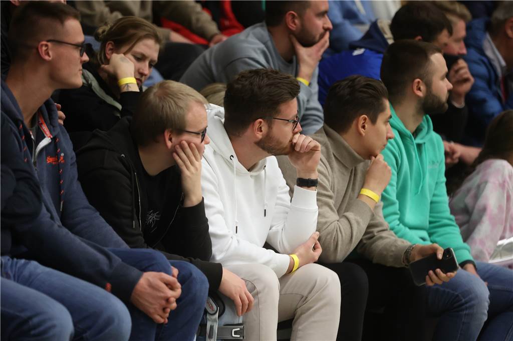 Der 35. Davertpokal hatte einiges zu bieten. Am Ende war der VfL Senden der verdiente Sieger, aber auch viele andere Mannschaften überzeugten. Wir waren mit der Kamera dabei.