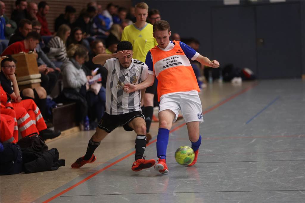 Der 35. Davertpokal hatte einiges zu bieten. Am Ende war der VfL Senden der verdiente Sieger, aber auch viele andere Mannschaften überzeugten. Wir waren mit der Kamera dabei.