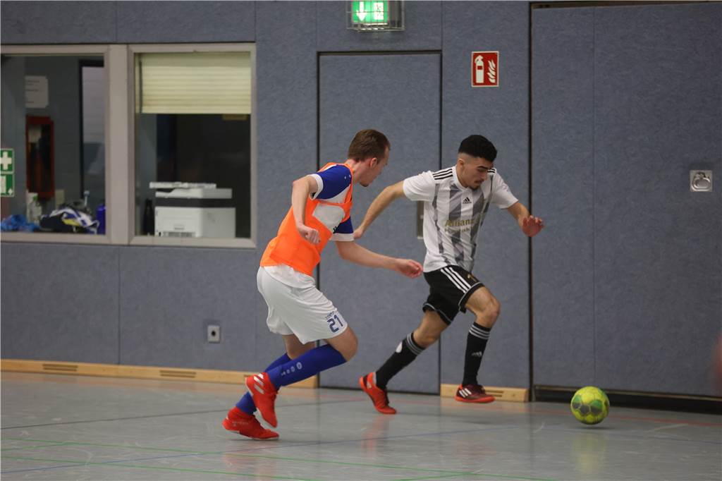 Der 35. Davertpokal hatte einiges zu bieten. Am Ende war der VfL Senden der verdiente Sieger, aber auch viele andere Mannschaften überzeugten. Wir waren mit der Kamera dabei.