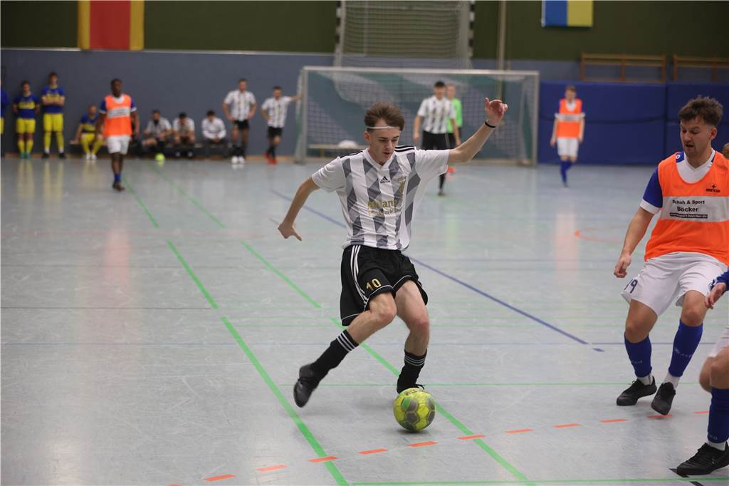 Der 35. Davertpokal hatte einiges zu bieten. Am Ende war der VfL Senden der verdiente Sieger, aber auch viele andere Mannschaften überzeugten. Wir waren mit der Kamera dabei.