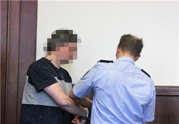 Der 45-jährige Mitangeklagte beim Prozessauftakt.
